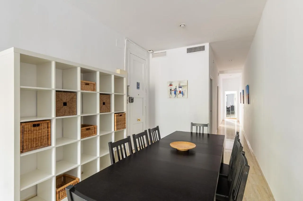 Amazing Apartment In Gran Via Βαρκελώνη